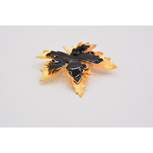 Vintage Maple Leaf Pin Brooch Black Enamel Shiny Gold Tone Autumn 1990s BinAH - Picture 8 of 12